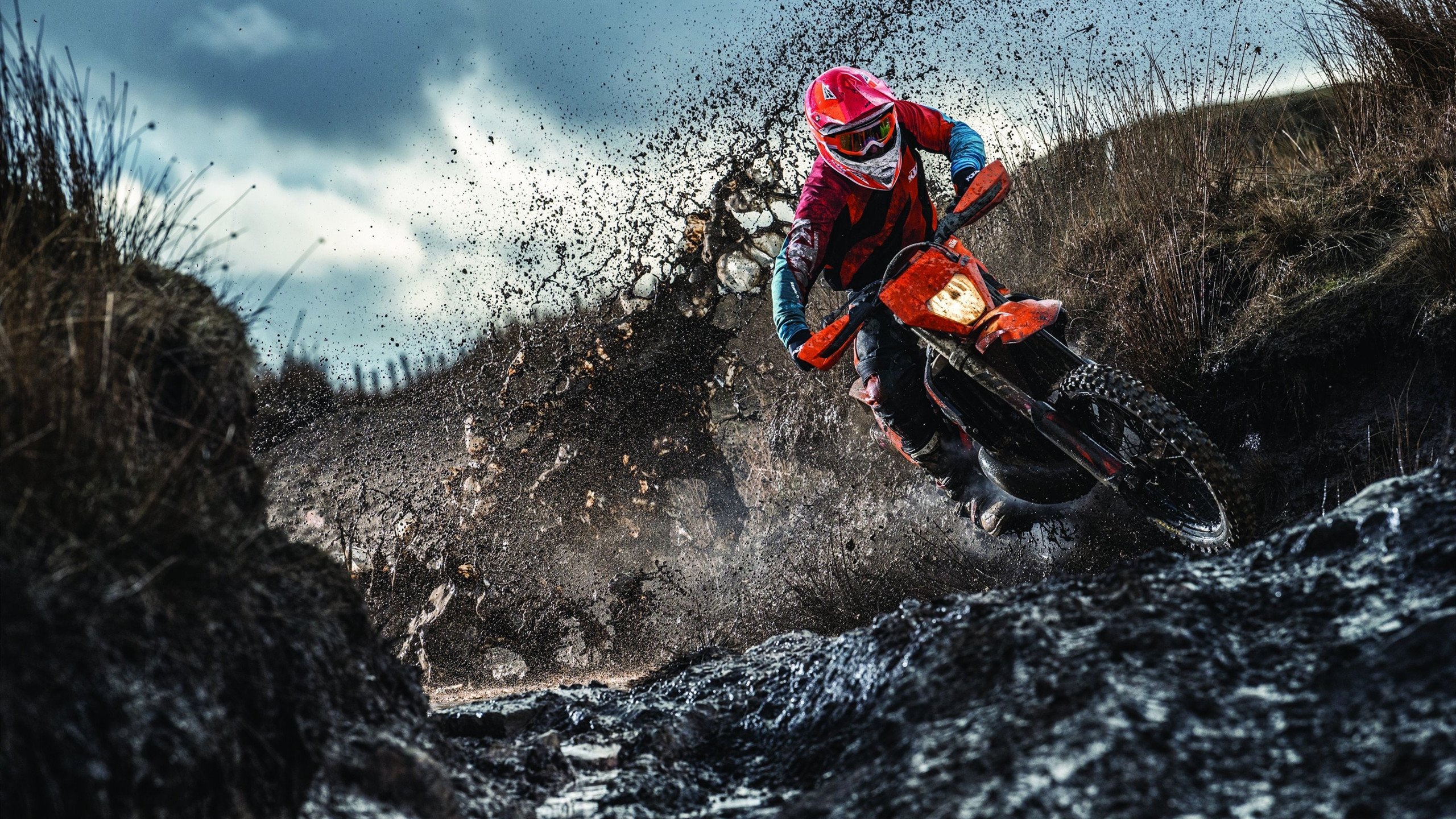 多场比赛精彩瞬间综述，谁的表现最令人震惊？，回顾比赛精彩瞬间